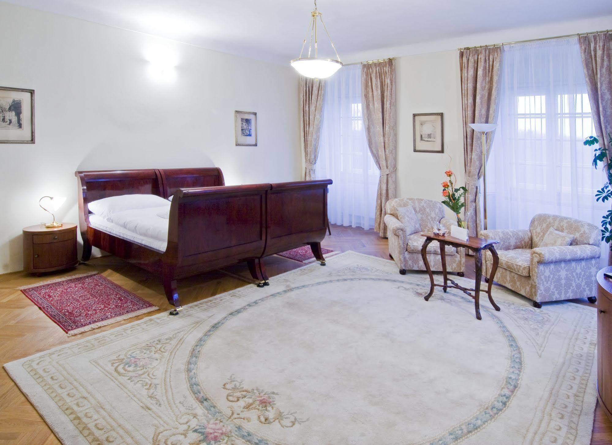 ביסיצה Chateau Liblice מראה חיצוני תמונה