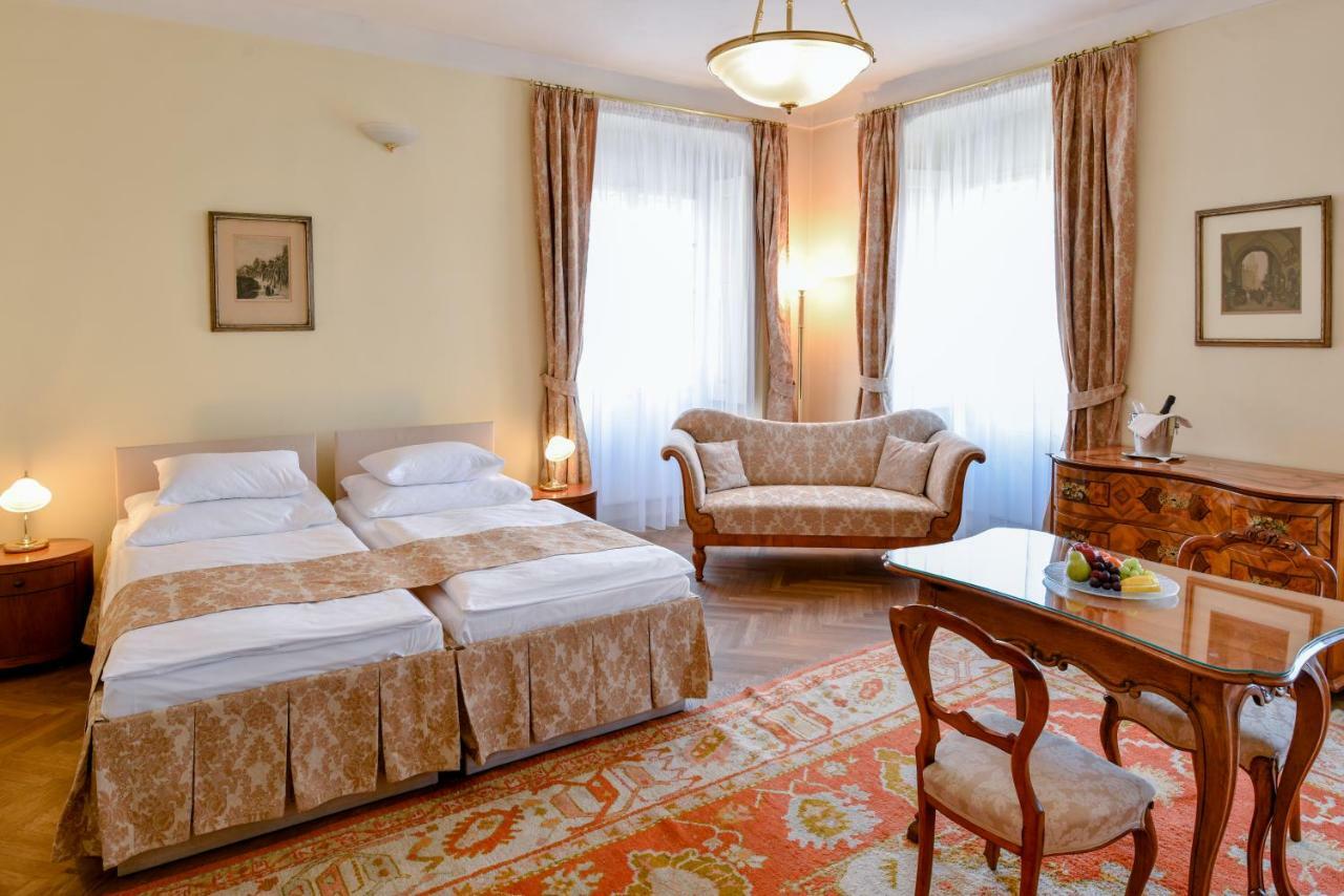 ביסיצה Chateau Liblice מראה חיצוני תמונה